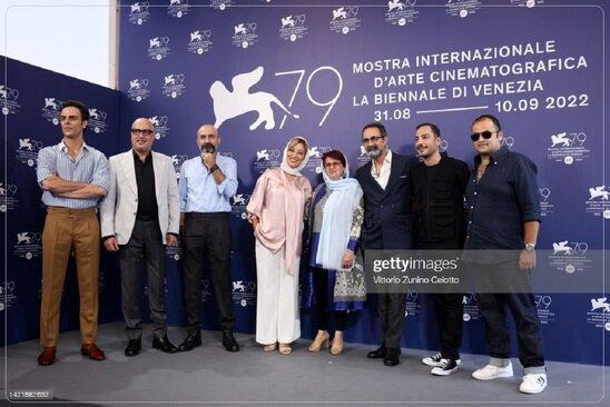 تصاویر مراسم فتوکال فیلم شب، داخلی، دیوار در جشنواره ونیز با حضور نوید محمدزاده و دیگر عوامل فیلم